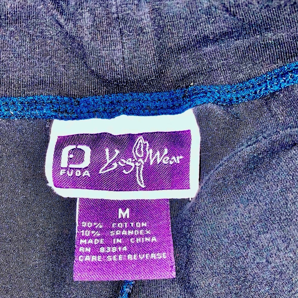 Fuda Yoga Pants. Size M.